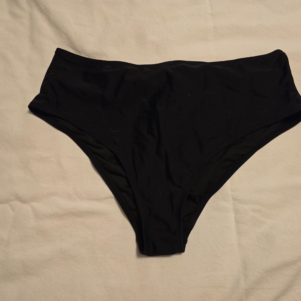 NWOT‎ Cupshe Swim bottoms